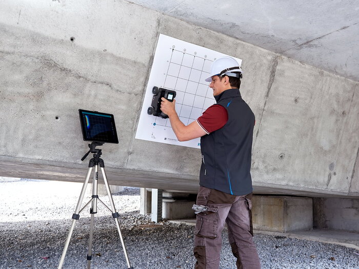 GP8000 Radar portable pour béton. Inspection plus rapide et plus facile du béton et imagerie structurelle grâce à la technologie du radar à pénétration de sol SFCW.